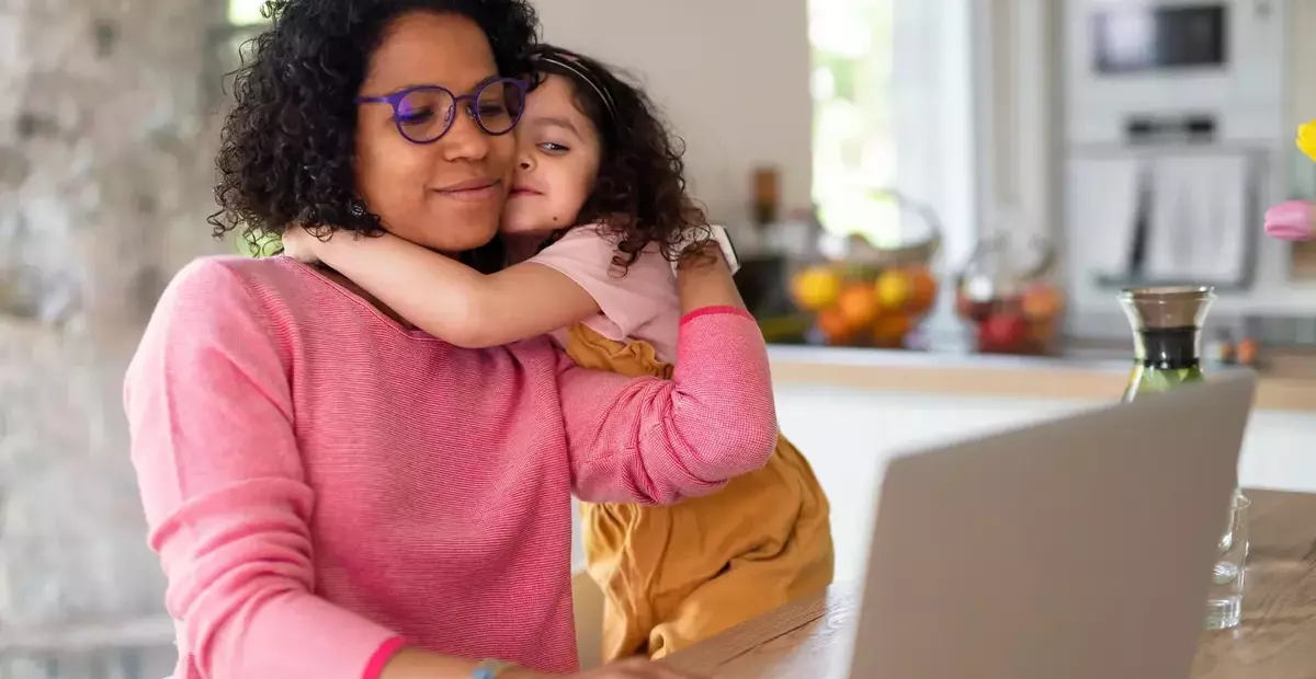 Strengthening Family Bonds: Practical Tips for Working Parents