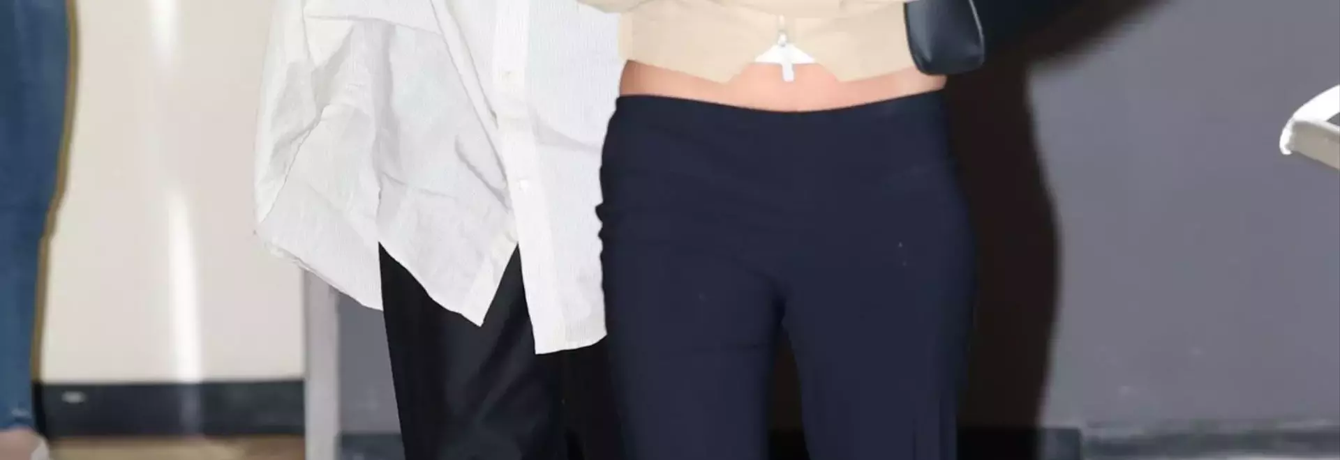 Hailey Bieber and Kendall Jenner Embrace the Thong Sandal Trend for Spring