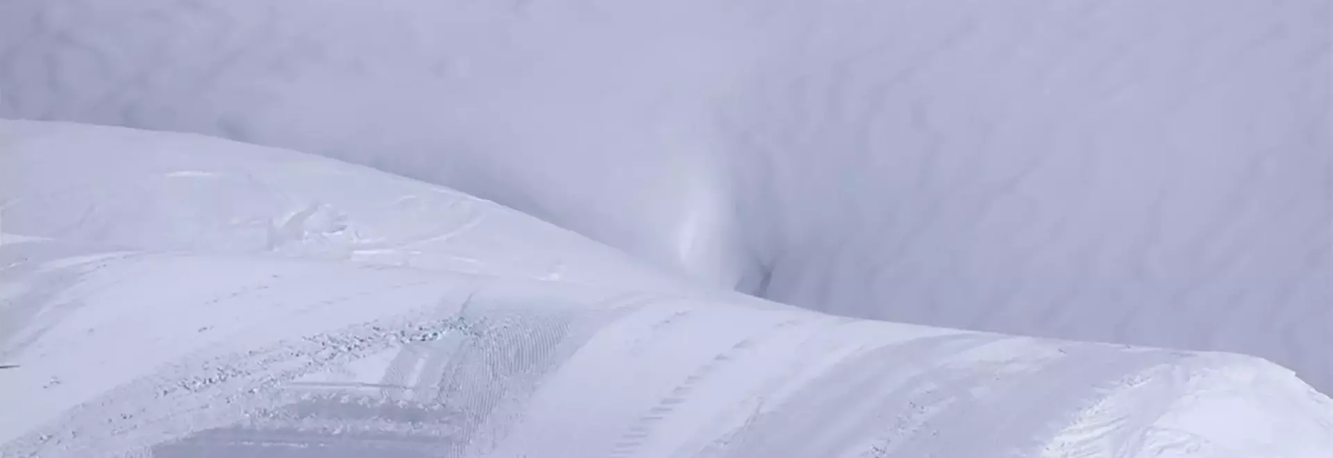 Burton、日本人ライダーの活躍を祝う限定スノーボードをリリース