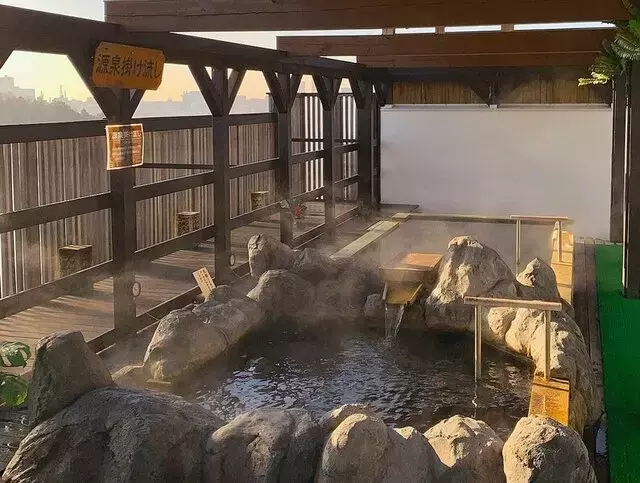高尾山ハイキングの後は町田の秘湯「ロテン・ガーデン」で癒しのひととき