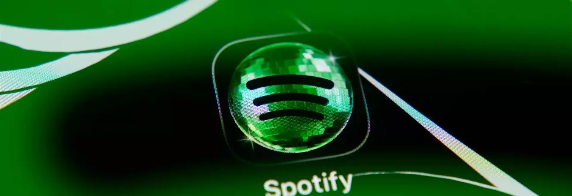Spotify Ditches Disco Ball, Restores Classic App Icon