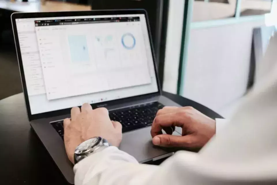 Vertiv's Digital Twin Innovations: Redefining AI Infrastructure