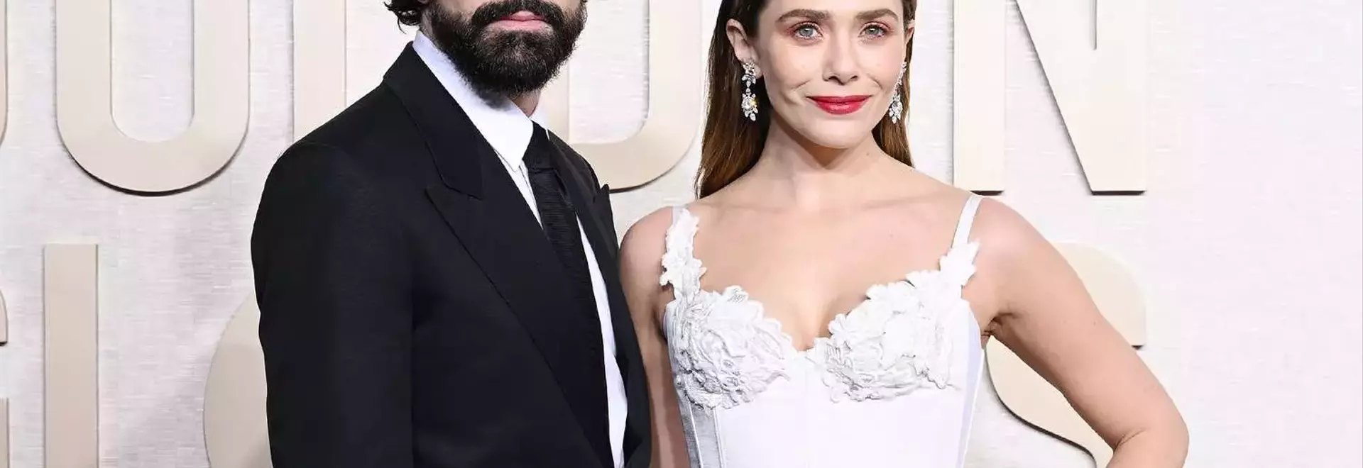 Elizabeth Olsen Expecting First Child with Husband Robbie Arnett