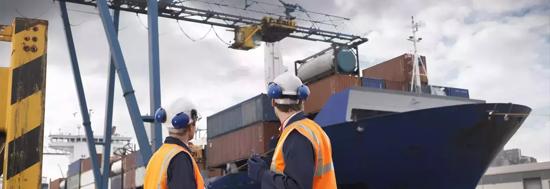 Understanding Time Charter Equivalent (TCE) in Shipping Efficiency