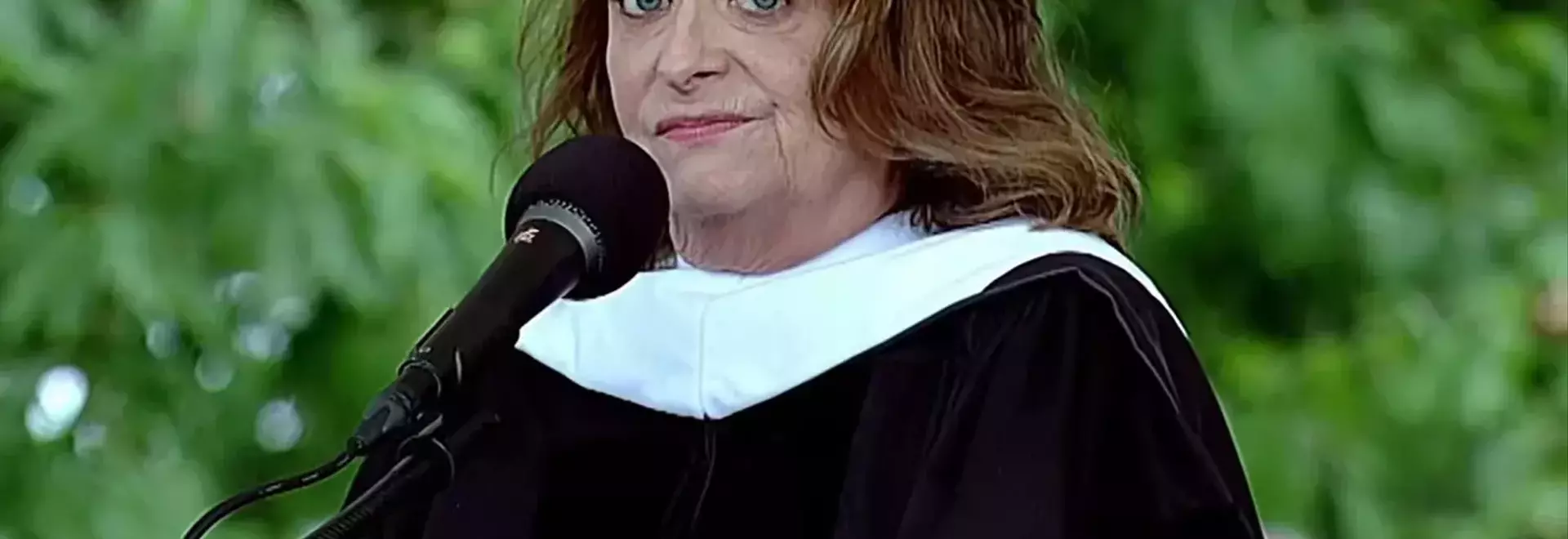 Rachel Dratch's Debbie Downer Delivers Humorous, AI-Focused Commencement Address at Dartmouth