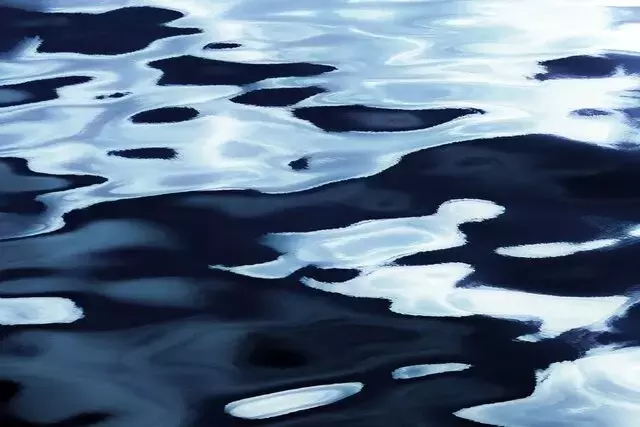 日常の海の景色が一変！船旅が教えてくれた未知なる海の表情と写真の奥深さ