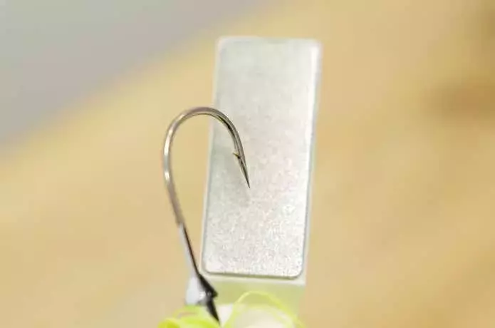 釣りの成功を左右するフックシャープナー：選び方、使い方、おすすめ製品10選