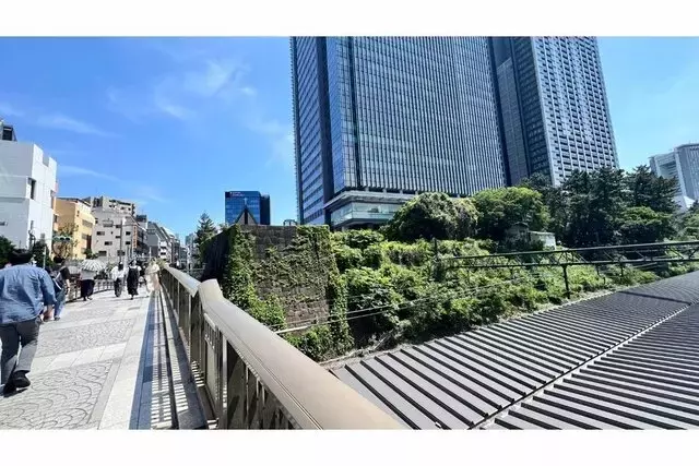 千代田区境界散策：歴史と現代の交錯を辿る