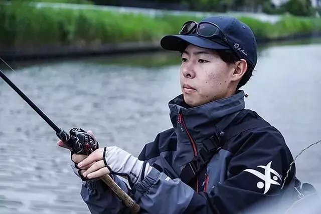 新ルアー「ダブラー」でバス釣り攻略！鈴木翔が語るバズベイトの真髄