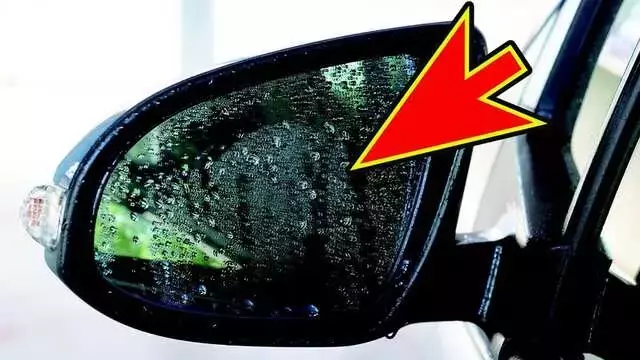 雨天時の運転を快適にするサイドミラー用超撥水フィルム
