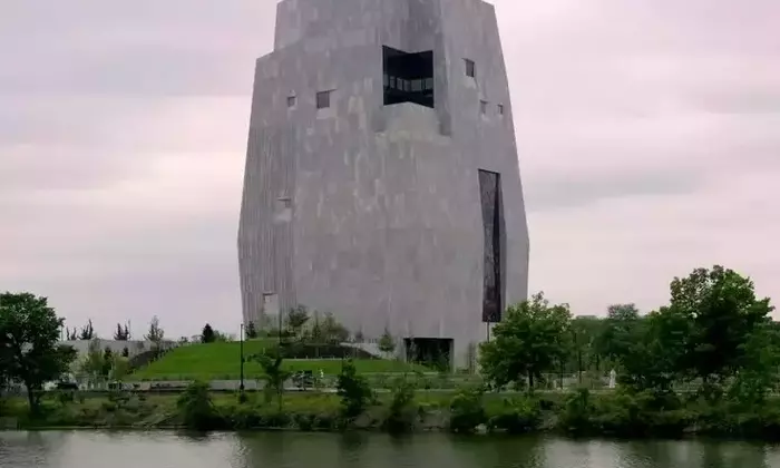 Chicago's South Side: A New Cultural Beacon with the Obama Presidential Center