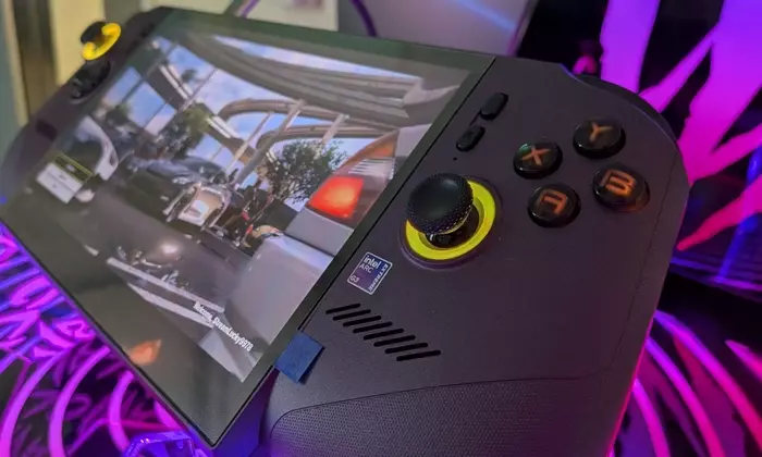 SteamOS Broadens Horizons: Now Supporting Intel Handhelds Like the MSI Claw