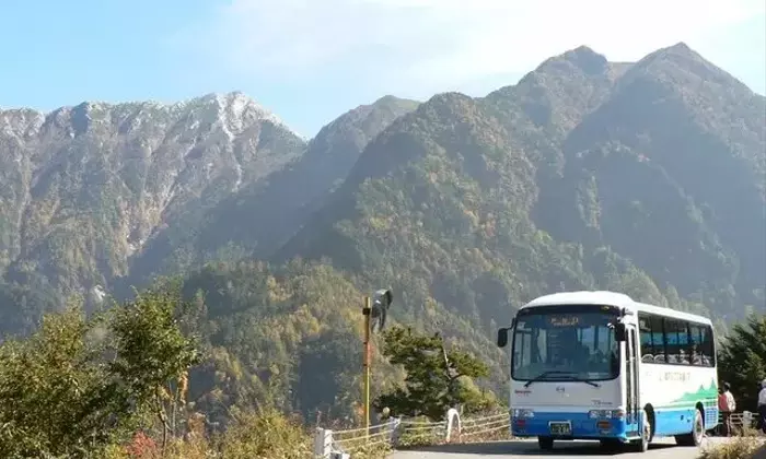 南アルプス林道バス、平日早朝便増強で登山客の利便性向上へ