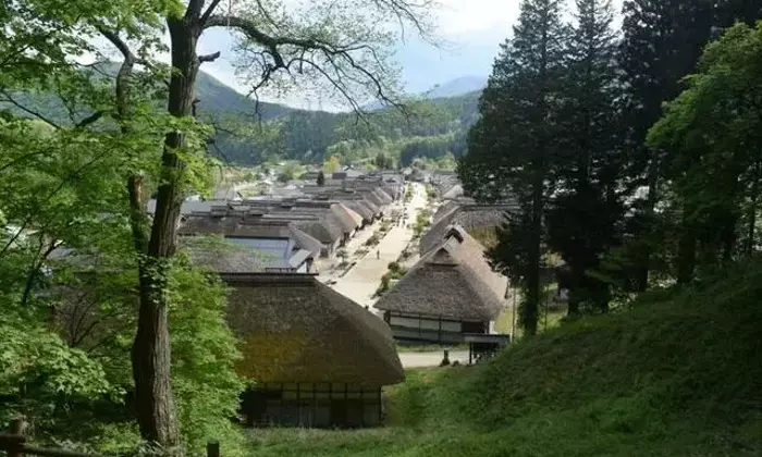 大内宿と温泉キャンプの旅：福島の自然と歴史を満喫する1泊2日