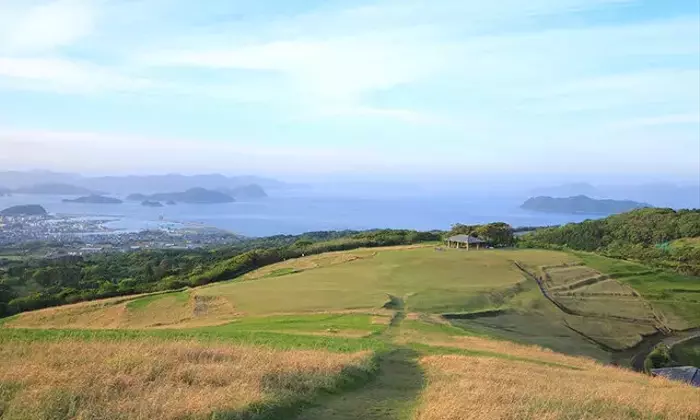 五島列島と京都、歴史と自然が織りなす絶景登山と世界遺産の旅