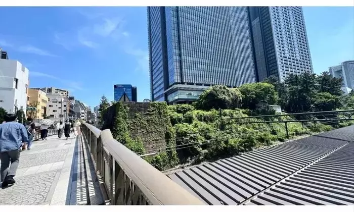 千代田区境界散策：歴史と現代の交錯を辿る
