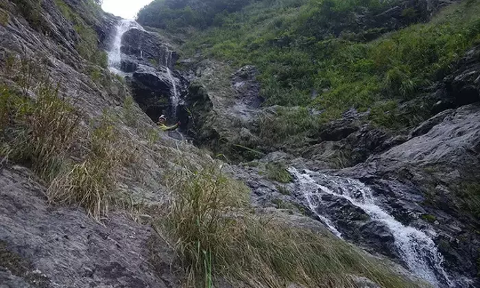 毛猛連山：秘境を探索する沢登りの魅力